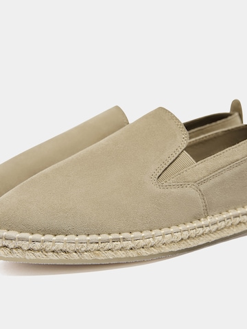 Pull&Bear Espadrilles in Grau