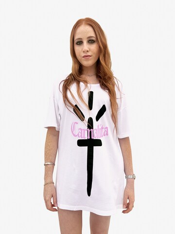 Carnalita - Vestido camisero 'Vestido' en blanco: frente
