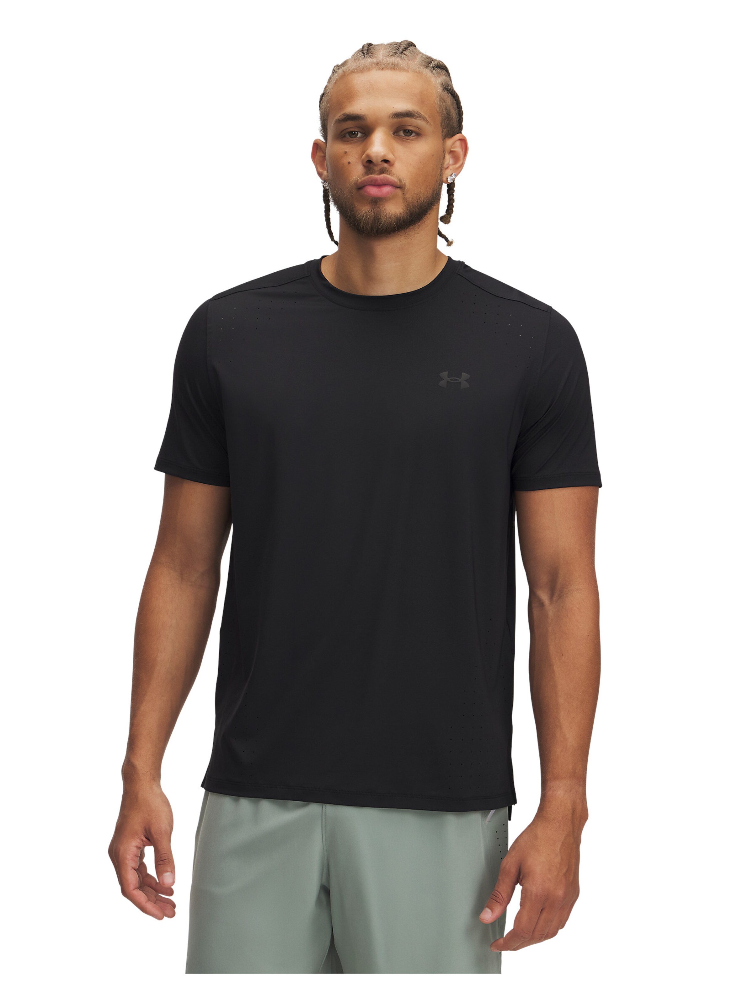 UNDER ARMOUR Performance shirt 'Launch Elite' in Black: front