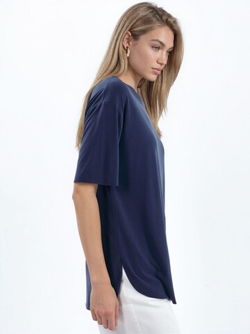 T-shirt Busem en bleu