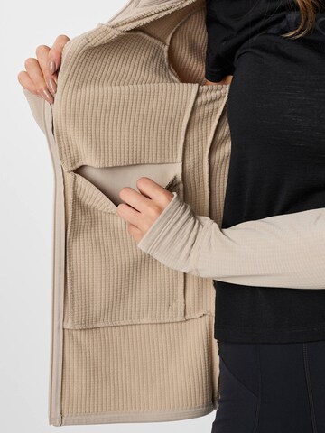 SWEDEMOUNT - Chaqueta deportiva 'Trondheim' en beige