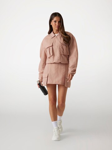 GUESS Rock in Pink