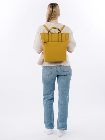 Emily & Noah Rucksack 'Tours RUE 09' in Gelb