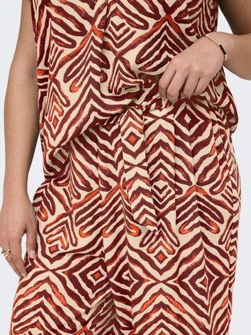 ONLY Carmakoma Regular Pleat-Front Pants in Beige