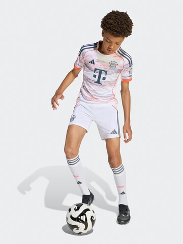 ADIDAS PERFORMANCE Regular Sportbyxa 'FC Bayern 25/26 Away' i vit
