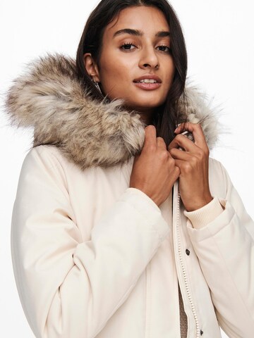 Veste d’hiver ONLY en beige