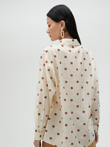 Lola Casademunt Shirt in White