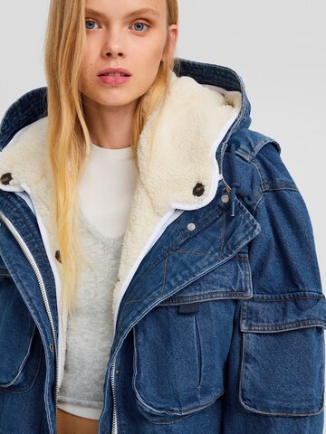 Bershka Winterparka in Blauw