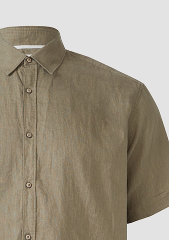 Coupe regular Chemise s.Oliver en vert