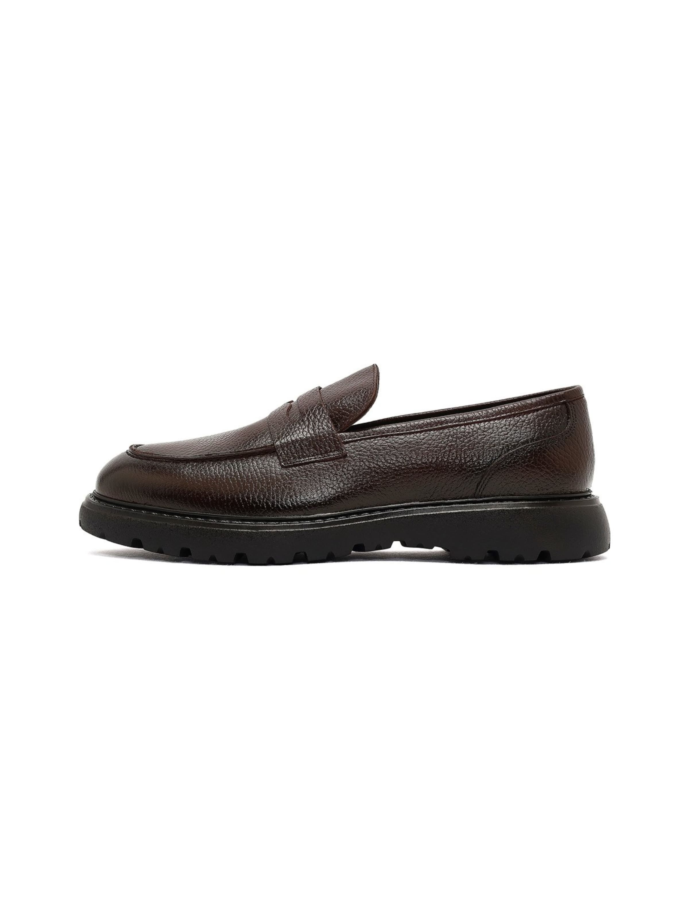 Mocassin Derimod en marron : devant