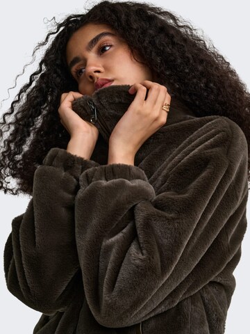 ONLY Between-season jacket 'ONLDana' in Brown