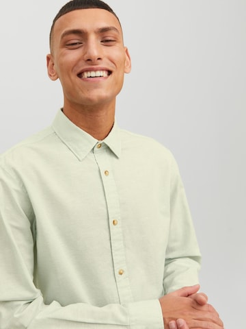 JACK & JONES Regular fit Button Up Shirt in Green