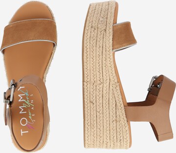 Tommy Jeans Sandalen met riem 'Essential' in Bruin