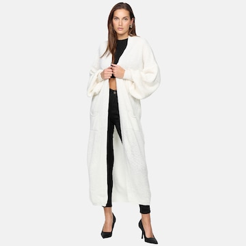 Elara Knitted Coat in White: front