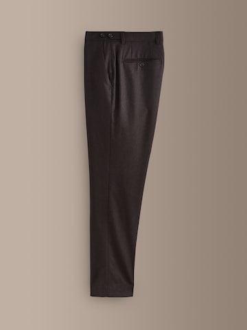 Slimfit Pantaloni con piega frontale di Next in marrone
