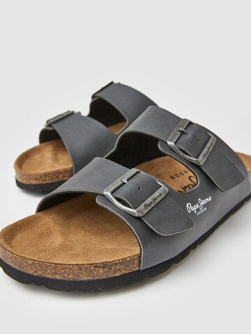 Pepe Jeans Sandale in Grau