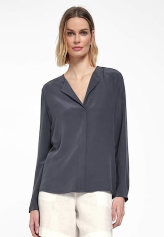 include Blouse in Grey: front