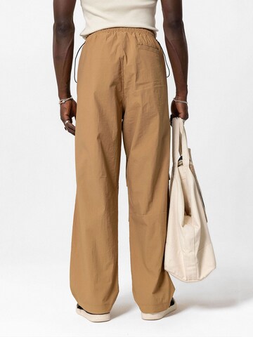 VAMOS CLO Wide leg Cargobroek 'Copperas COVE' in Bruin