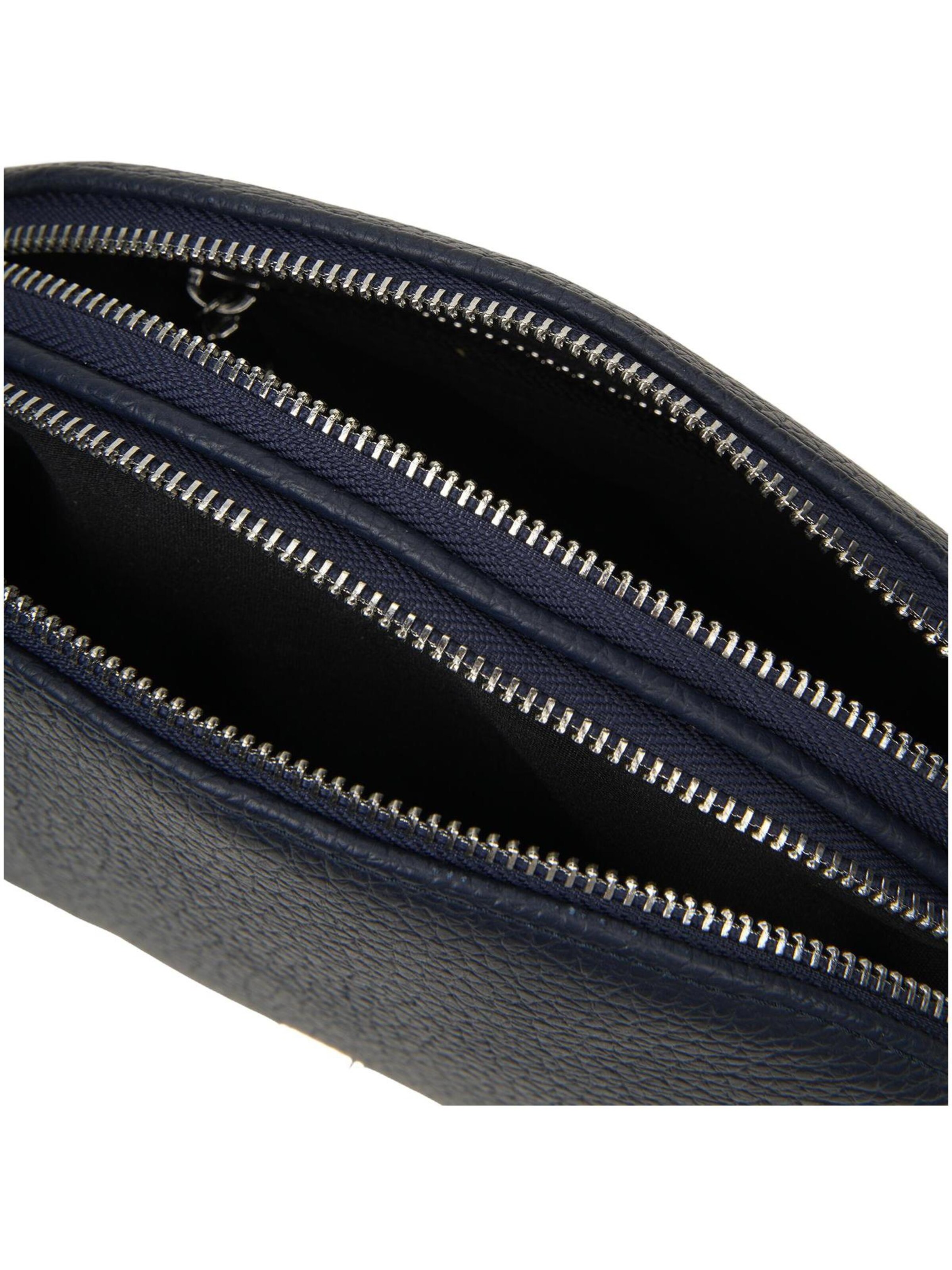 Desa Shoulder Bag in Blue