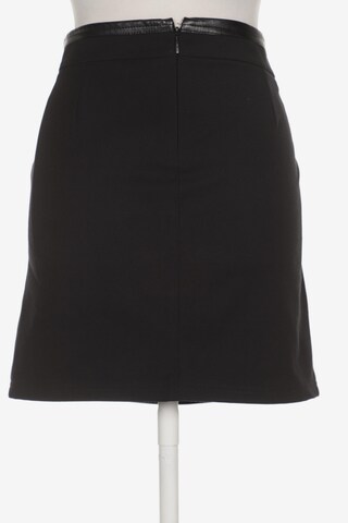 Gucci Skirt in S in Black