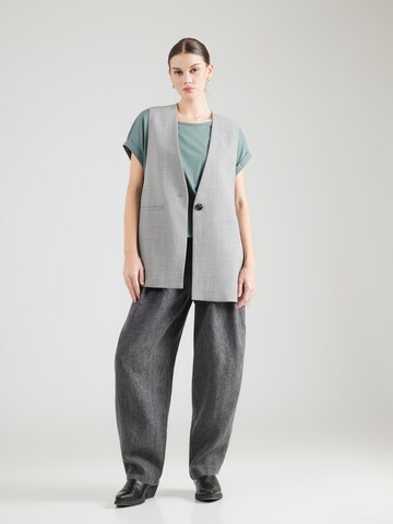 Tricou 'Jill' de la ABOUT YOU pe verde