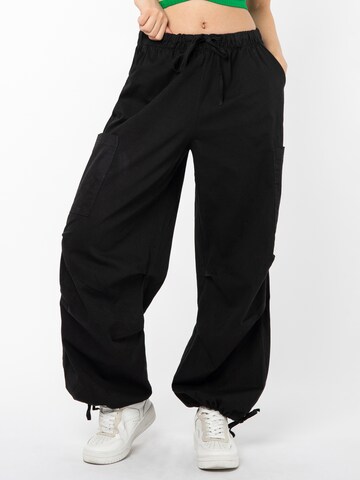 Authentic Style Tapered Hose in Schwarz: Vorderseite