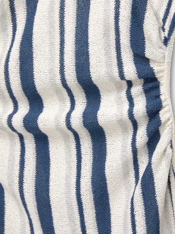 Pull&Bear Strikkjole i blå