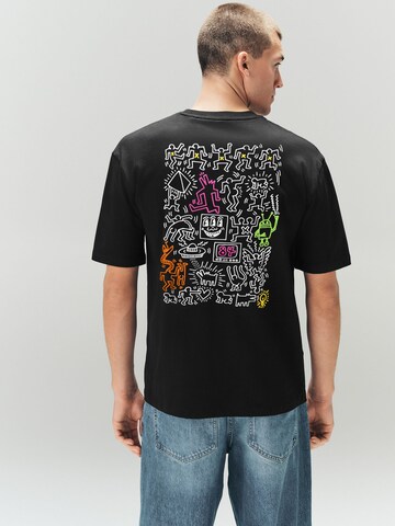 T-Shirt Next en noir : devant