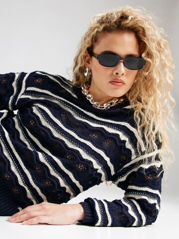Pull-over 'Valerie' GUESS en bleu