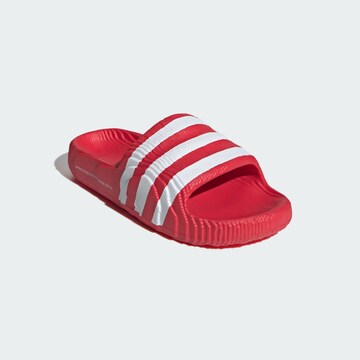 ADIDAS ORIGINALS Пантолеты 'Adilette 22' в Красный