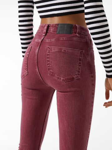 Bershka Slimfit Broek in Roze