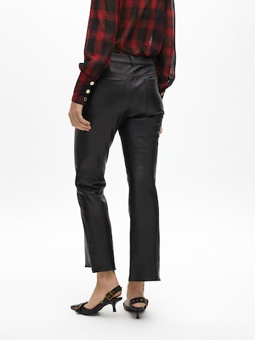 Effilé Pantalon Lola Casademunt en noir