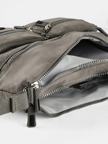 bonprix Crossbody Bag in Grey
