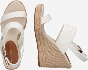 TOMMY HILFIGER - Sandalias en blanco