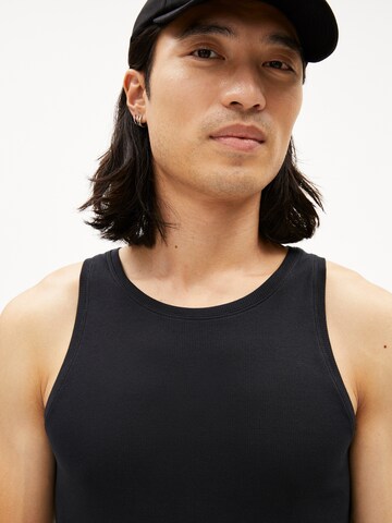 Maillot de corps 'Jaanno Rib' ARMEDANGELS en noir : devant