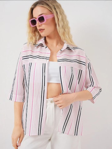 Bigdart Blouse in Roze: voorkant