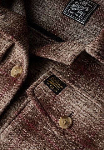 Superdry Tussenjas in Bruin