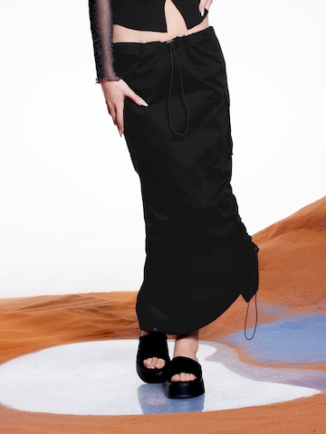 SHYX חצאיות 'Roberta' בשחור: מלפנים