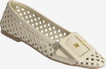 Desa Ballerina in Beige: Vorderseite