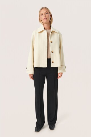 SOAKED IN LUXURY Between-season jacket 'Akeleje' in Beige