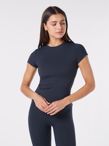 YO-GAYA Sporttop 'Short Sleeve Top' in Blauw