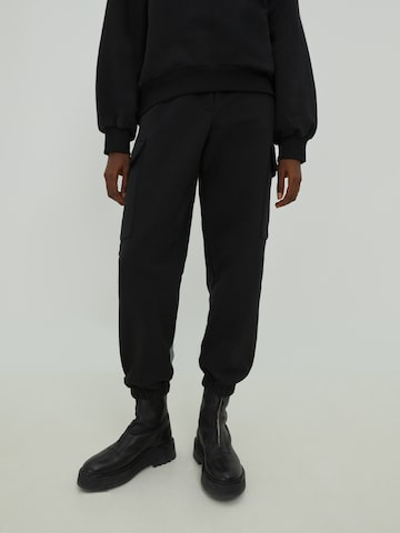 EDITED Tapered Trousers 'Reese' in Black: front