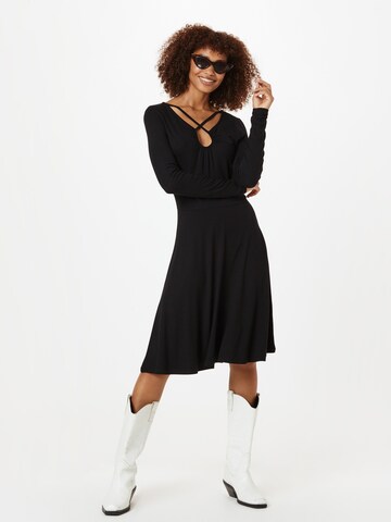 Robe 'Jara' ABOUT YOU en noir