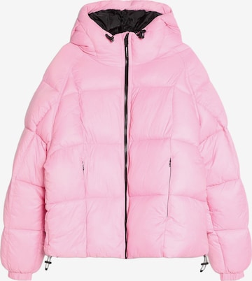 Bershka Talvitakki värissä vaaleanpunainen: etupuoli