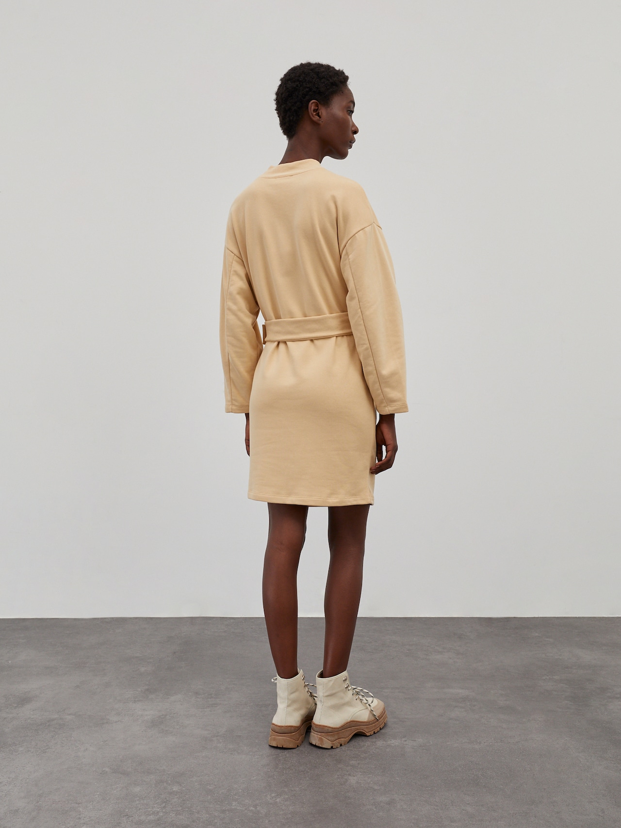 EDITED Produits Robe 'Antonella' sable