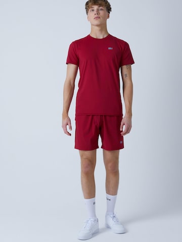 regular Pantaloni sportivi 'Shorts regular' di SPORTKIND in rosso: frontale