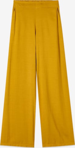 oltre Trousers in Yellow: front