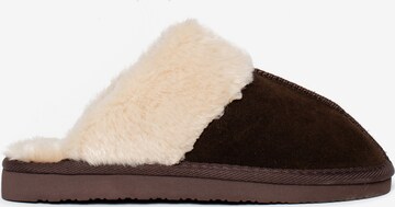 Pantoufle 'Chesney Slide' Minnetonka en marron