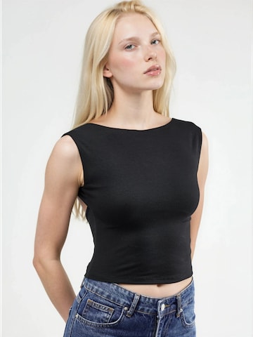 Hiccup Top in Schwarz