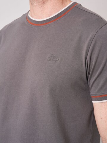 Deeluxe Shirt in Grau